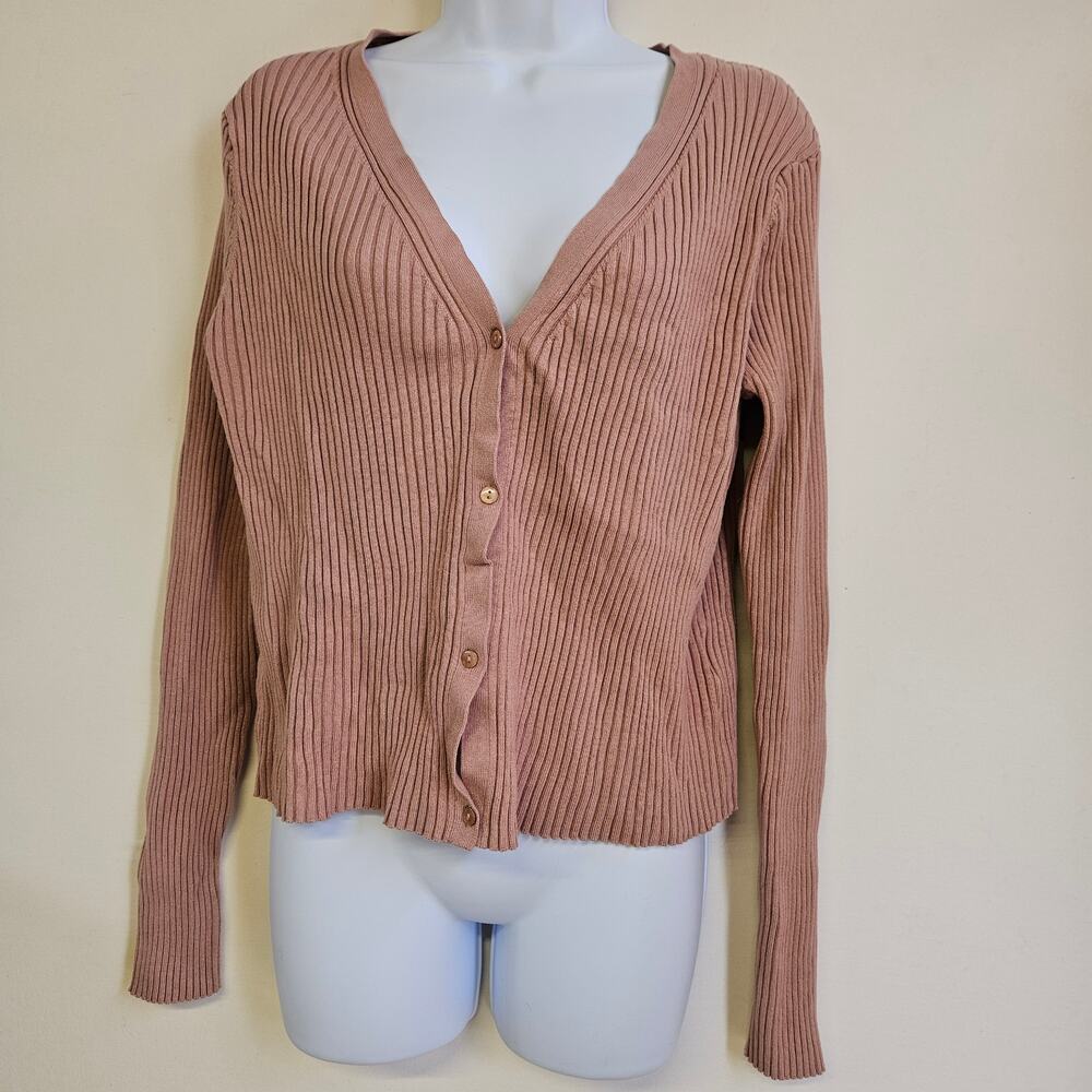 H&M Tan Button Front Ribbed Sweater Size L Minimalist Staple Capsule‎
